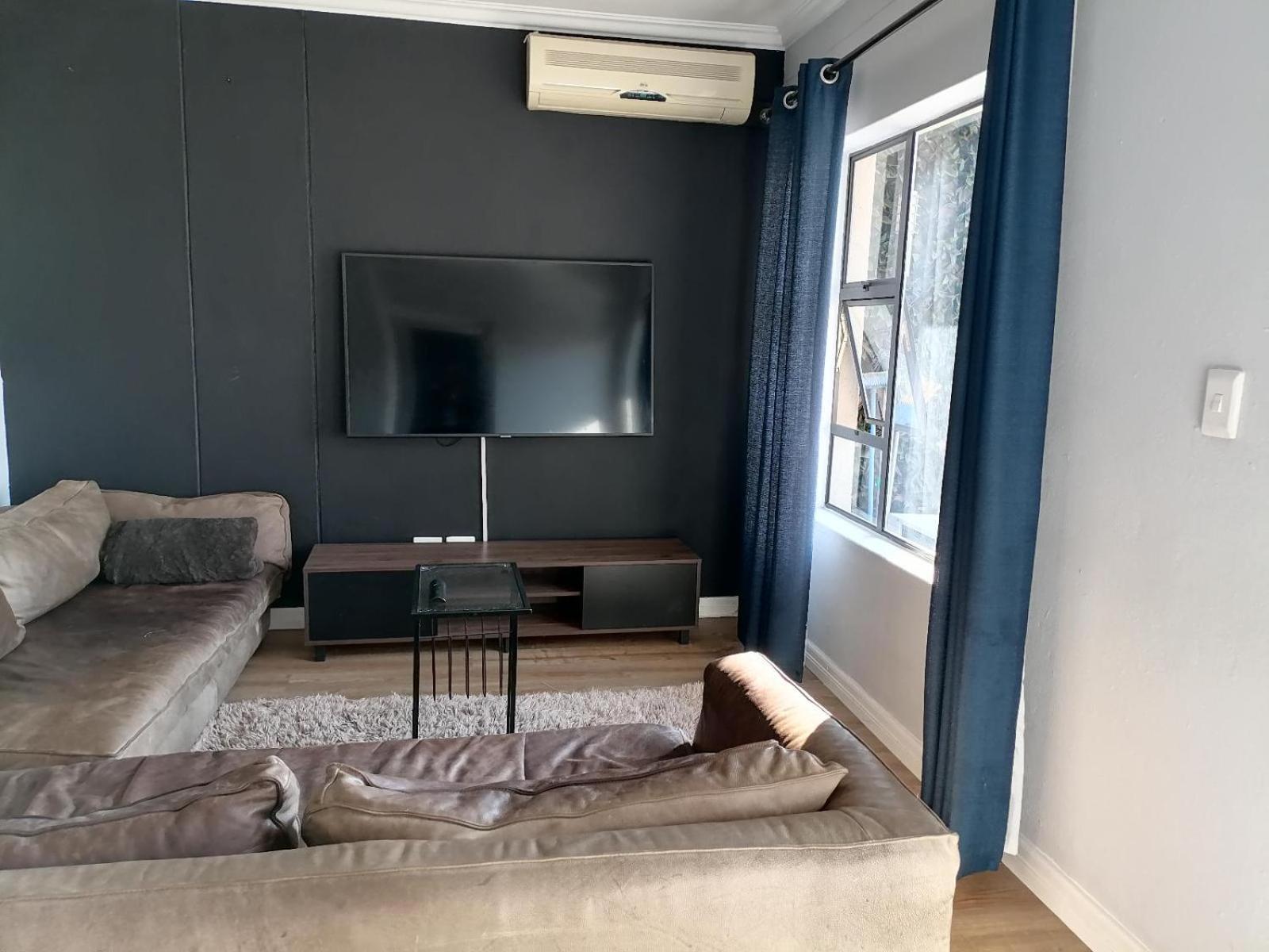 Emabheleni Executive Suites Westpoint Joanesburgo Quarto foto