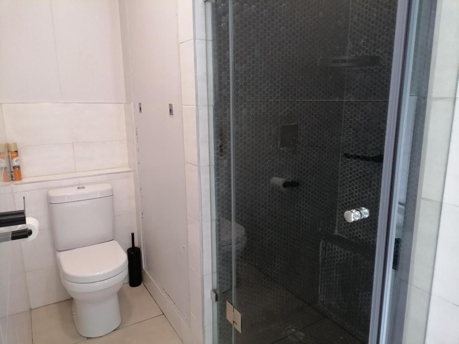Emabheleni Executive Suites Westpoint Joanesburgo Quarto foto