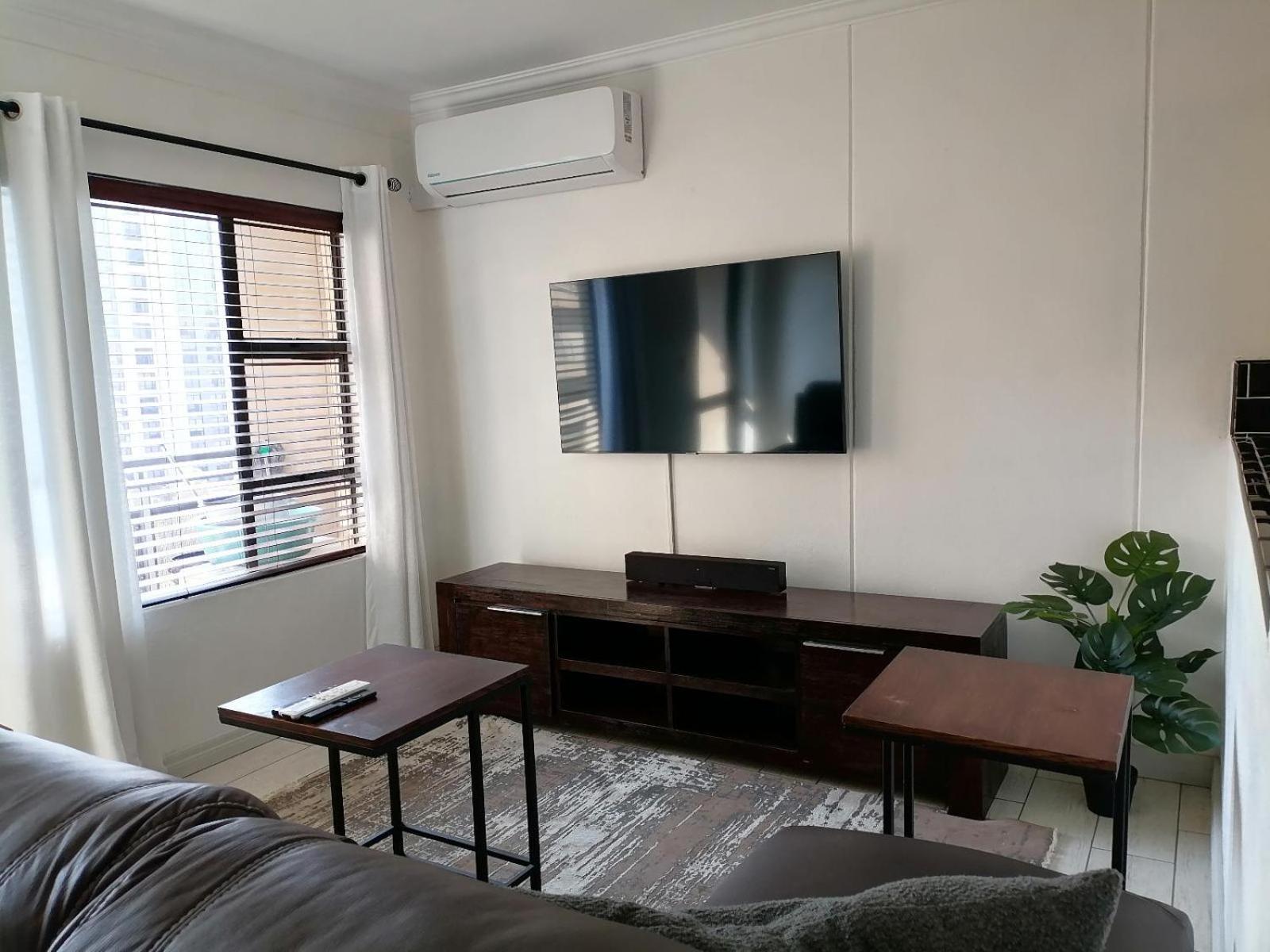 Emabheleni Executive Suites Westpoint Joanesburgo Quarto foto